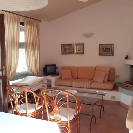 Casa de Férias Eleonora, Sulle Bianche Spiagge Di Sant Elmo E Castiadas. *